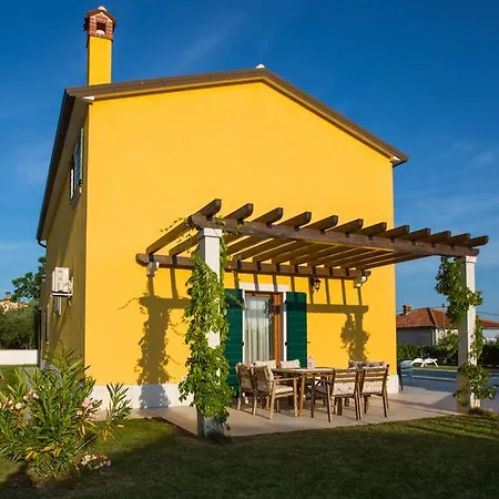 Vilanija Villa