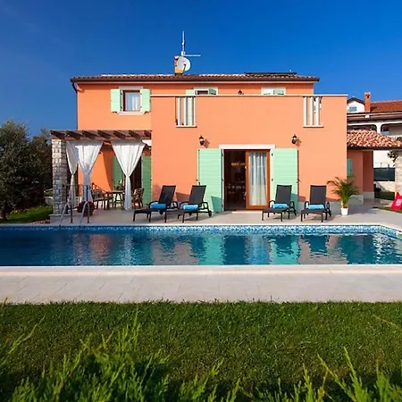 Vilanija Villa